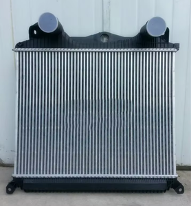 เครื่องทำความเย็นอะลูมิเนียมอินเตอร์คูลเลอร์รถบรรทุกสำหรับผู้ชาย tgx 480 <span class=keywords><strong>nissens</strong></span> 97034ใหม่81061300180 81061300198 81061300232 81061300216 - Product Image 4