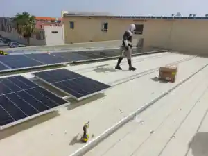 Sistema de energía solar híbrido, medidor neto de 8 kW, seguridad, 6kW, precio competitivo