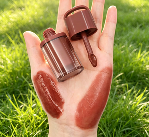 Gloss à lèvres hautement pigmenté, formule <span class=keywords><strong>bio</strong></span> naturelle végane, effet repulpant et brillant, marque privée - Product Image 1