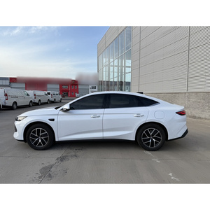 Coche Usado Guazi 2025 BYD Qin <span class=keywords><strong>L</strong></span> Envío Rápido PHEV Híbrido Enchufable Nueva Energí<span class=keywords><strong>a</strong></span> Sedán Automático LHD para Compradores de Sedanes Medios Premium - Product Image 2