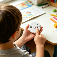 Enregistreur vocal pour les parents souffrant d'anxiété séparatoire : Enregistrez la voix pour que l'enfant entende des sons familiers à tout moment via une peluche à la maternelle