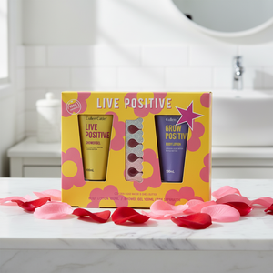 Vente en gros d'usine, coffret cadeau de <span class=keywords><strong>spa</strong></span> pour le bain, contient du gel douche, de la lotion pour le corps, des séparateurs d'orteils pour adolescents - Product Image 1