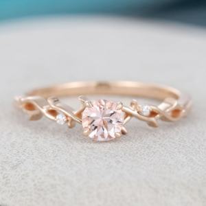 Anillo de Compromiso de Morganita con Corte Redondo, Juego de 2 Piezas, Estilo Vintage Único, Anillo de Compromiso de Oro Rosa con Diseño de Rama, Gran Venta - Product Image 2