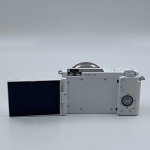 中古のソニーZV-E10、16-50mmレンズ付きミラーレスカメラ、手頃な価格の<span class=keywords><strong>4K</strong></span>コンテンツ制作カメラ - Product Image 4