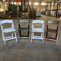 Chaise Wimbledon en résine plastique blanche confortable, capacité d'usine, approvisionnement en usine, chaise pliante blanche pour mariage