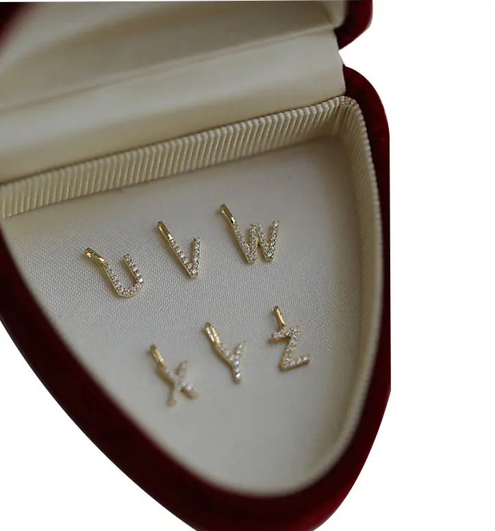 S925 Sterling Silver Plated 14K Gold 26 Alphabet Letter Colar Pingente, Bonito Mini Pingente para Casal DIY Acessórios