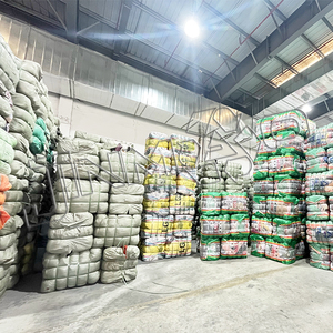 Çin fabrika doğrudan fazlası stok sürü gümrükleme kullanılan kadın tek parça süveter pamuk ikinci el giyim karışık balya - Product Image 4