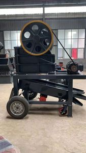 Trituradora de Mandíbulas Móvil Mini Hengtong con Motor AC, Capacidad de 2-7 Toneladas/Hora, Trituración Primaria, Resistente al Desgaste, para Minería - Product Image 6