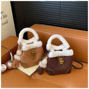 กระเป๋าถือสะพายข้างผู้หญิงแฟชั่นระดับไฮเอนด์รุ่นใหม่ปี 2026 กระเป๋าสะพายไหล่เดี่ยวอเนกประสงค์กันน้ำทรงถัง - Product Image 2