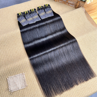 Cheveux humains vierges bruts non traités de grade 12A du Vietnam, provenant d'un seul donneur, cuticules alignées, lisses comme des baguettes, en lots.