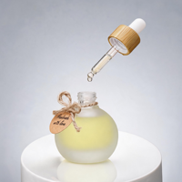 Flacon compte-gouttes avec bec verseur de précision et verre givré, idéal pour le rangement dans la cuisine et l'utilisation d'ingrédients cosmétiques