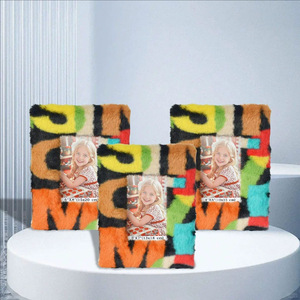 Cornice <span class=keywords><strong>Portafoto</strong></span> in Peluche Personalizzata con Logo, Stile Europeo, Espositore Rettangolare in Tessuto Teddy con Colore Personalizzato - Product Image 5