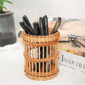 Porte-stylo en bambou vietnamien tressé, cage ronde en bambou ajourée, organisateur de rangement pour bureau, papeterie et outils de maquillage - Product Image 2