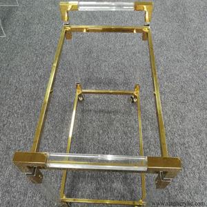 <span class=keywords><strong>Chariot</strong></span> <span class=keywords><strong>de</strong></span> bar en acrylique transparent en gros d'usine avec plateau en verre et connecteur en acier inoxydable Lucite Trolley pour bar hôtel - Product Image 4