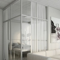 Système de cloison en verre suspendu en hauteur - Support structurel personnalisé