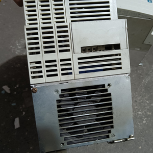 ไดรฟ์ EVS9325-EK สำหรับ EVS9325-EK ไดรฟ์ EVS9325-EK สำหรับ Lenze EVS9325-EK - Product Image 3