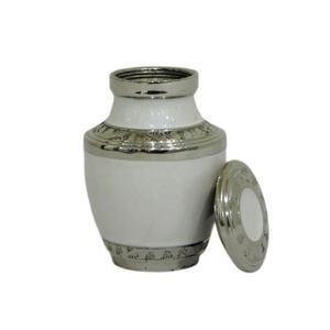 Mini urne à jetons en laiton argenté de 3 pouces, saphir blanc, souvenir de crémation, fournitures funéraires élégantes et durables. - Product Image 2