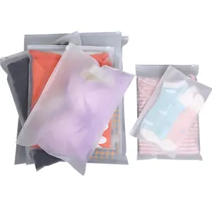 Disposable Plastic Bag with Zipper and Self-Sealing Universal Stock Packaging for Bra