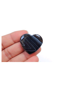 Cœur en Sulemani noir fait main – Petit cristal pour la protection et la décoration intérieure, prix de gros pour cadeaux et artisanat - Product Image 2