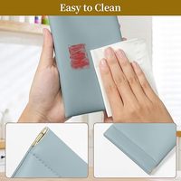Pochette pour lunettes de soleil en cuir PU avec logo personnalisé étui à lunettes portable et souple de haute qualité avec rangement à ressort pour lunettes porte-pochette