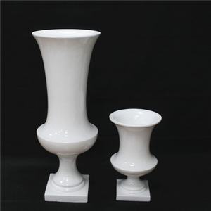 <span class=keywords><strong>Grand</strong></span> <span class=keywords><strong>vase</strong></span> de <span class=keywords><strong>sol</strong></span> minimaliste moderne <span class=keywords><strong>à</strong></span> base carrée en acier et verre Guide routier de mariage de style ancien pour les hôtels Décoratif - Product Image 1