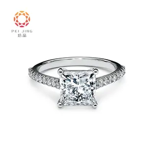 Anello di diamanti in oro 18 carati anello di fidanzamento con diamante solitario da 2 carati con taglio principessa per le donne