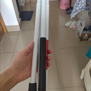 Bastón plegable de aleación de aluminio, bastón guía, bastón para ciegos de cuatro secciones, bastón de apoyo, esencial para que las personas ciegas viajen. - Product Image 1