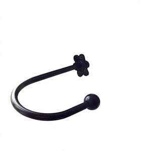 Attache-rideau en métal en forme de U, noir, style rustique, design durable pour accessoires de décoration de fenêtre, attaches-rideaux faits à la main - Product Image 1