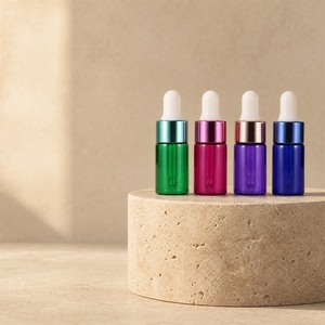 Flacon compte-gouttes pour huile à barbe en verre coloré, mini flacon vide pour cosmétiques, vente en gros, fournisseur OEM ODM, en vrac - Product Image 6