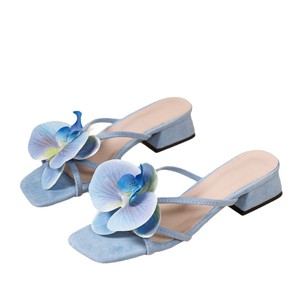 <span class=keywords><strong>Sandali</strong></span> <span class=keywords><strong>Donna</strong></span> con <span class=keywords><strong>Tacco</strong></span> <span class=keywords><strong>Medio</strong></span> e Alto in Camoscio Taglie Forti per Commercio Estero Transfrontaliero, Nuovi Arrivi Estate 2026, alla Moda e Casual - Product Image 5