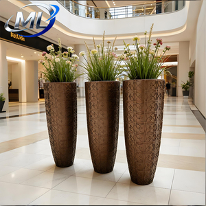 Maceta de Fibra de Vidrio Dorada, Maceta de Lujo para Interiores y Exteriores, Maceta Metálica Dorada de FRP, Maceta Premium para Vestíbulo de Hotel - Product Image 4