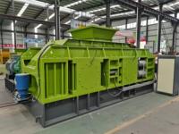 Concasseur hydraulique à double rouleau, machine à fabriquer du sable par broyage pour le concassage moyen et fin