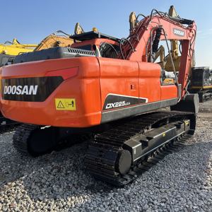 รถขุดไฮดรอลิกตีนตะขาบ Doosan DX225 DX225LCA มือสองคุณภาพสูง น้ำหนัก 22.5 ตัน อุปกรณ์เครื่องจักรอุตสาหกรรม ราคาถูก - Product Image 1