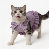 Personalisiertes Logo Luxuriöses Baumwoll-Kratzschutzkleid mit Flügelärmeln für Hunde und Katzen zu Halloween für Frühling und Sommer