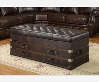 Table basse rétro couvert en cuir Antique, coffre, en vente L893