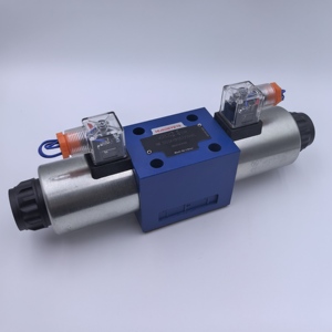 Vannes de commande directionnelle hydrauliques 4WE6 4WE10 Série 12V 24V DN6mm 31.5MPA 80L/MIN - Product Image 1