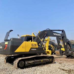 Excavatrice lourde d'occasion à Offre Spéciale heures de travail de seconde main d'excavatrice sur chenilles Volvo Ec210 en stock - Product Image 1