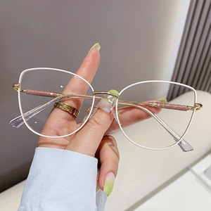 <span class=keywords><strong>Occhiali</strong></span> Anti Luce Blu per Donne, <span class=keywords><strong>Montatura</strong></span> Cat Eye alla Moda, <span class=keywords><strong>Occhiali</strong></span> <span class=keywords><strong>da</strong></span> <span class=keywords><strong>Vista</strong></span> per Miopia, <span class=keywords><strong>Montatura</strong></span> <span class=keywords><strong>Trasparente</strong></span> per Computer, <span class=keywords><strong>Occhiali</strong></span> <span class=keywords><strong>da</strong></span> <span class=keywords><strong>Vista</strong></span> su Prescrizione - Product Image 6