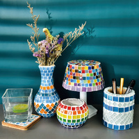 Kit de fabrication de dessous-de-verre en mosaïque avec des carreaux de mosaïque en verre, base en bambou, kits de mosaïque artisanaux