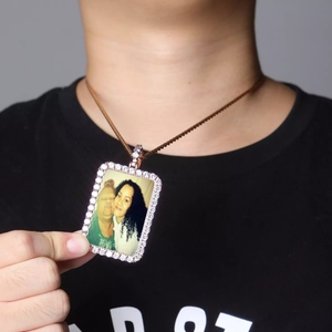 Collana con Ciondolo Portafoto Personalizzato in Zirconia Cubica, Stile Hip Hop, Regalo <span class=keywords><strong>per</strong></span> Bambini, Mamme, <span class=keywords><strong>Papà</strong></span> e Familiari - Product Image 4
