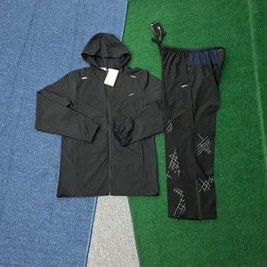 Heiße Marke: Dünner Langarm-Kapuzenanzug für Outdoor-Sport und Freizeit, elastisch und schnelltrocknend, mit Sonnenschutz - Product Image 3