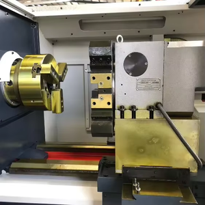 Torno <span class=keywords><strong>CNC</strong></span> Siemens de buena calidad personalizado CK6140 Torno <span class=keywords><strong>CNC</strong></span> horizontal Máquina única que proporciona servicio pesado de 1000 mm - Product Image 3