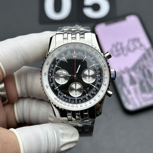 Reloj Deportivo Mecánico de Lujo para Hombre con Triple Cronógrafo — Multifuncional, con Calendario y Resistente al Agua - Product Image 1