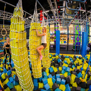 Parc <span class=keywords><strong>de</strong></span> trampolines intérieur pour enfants et adultes, parc <span class=keywords><strong>de</strong></span> trampolines intérieur Sky Zone, parcours <span class=keywords><strong>de</strong></span> ninja standard européen - Product Image 1