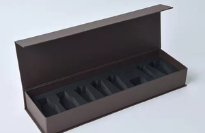 High-End Customizable Chess Box Factory Direct Elegant Embossing UV Coating <b>Photo</b> <b>Frame</b> Slotted Boxes for Candle Use Gift Giving - Product Image 5