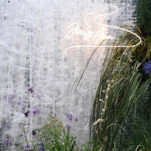 LANJO Rideau de toile de fond circulaire de luxe en PVC style plumes blanches 3m/4m pour mariage, événement et photomaton - Product Image 5