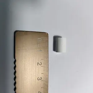 直径7.1 * 9.8mmシリンダーCsI(TI) フッ化セシウムシンチレーター結晶反射層Tio2シンチレーションX線検出器