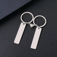 Gantungan Kunci Karabiner Baja Anti Karat Fashion Grosir, Label Setengah Lingkaran, Ukiran Laser Logo Pasangan, Pencetakan Warna