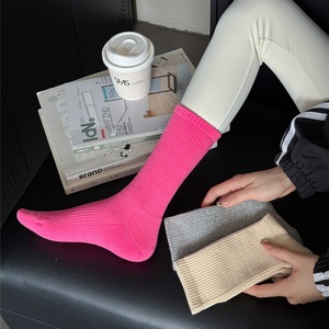 <span class=keywords><strong>Calcetines</strong></span> deportivos coloridos sin costuras para mujer, de algodón grueso, hasta la pantorrilla, antideslizantes, absorbentes del sudor, informales, para primavera-otoño - Product Image 6