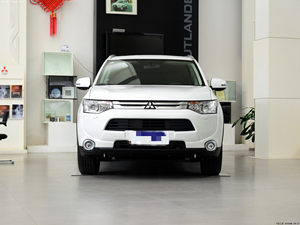 มิตซูบิชิ เอาท์แลนเดอร์ ปี 2020 เครื่องยนต์ 2.4 ลิตร ขับเคลื่อน 4 ล้อ รุ่น Luxury Edition รถ SUV ขนาดกะทัดรัด ไมล์น้อย มีจำหน่ายแล้ว - Product Image 1